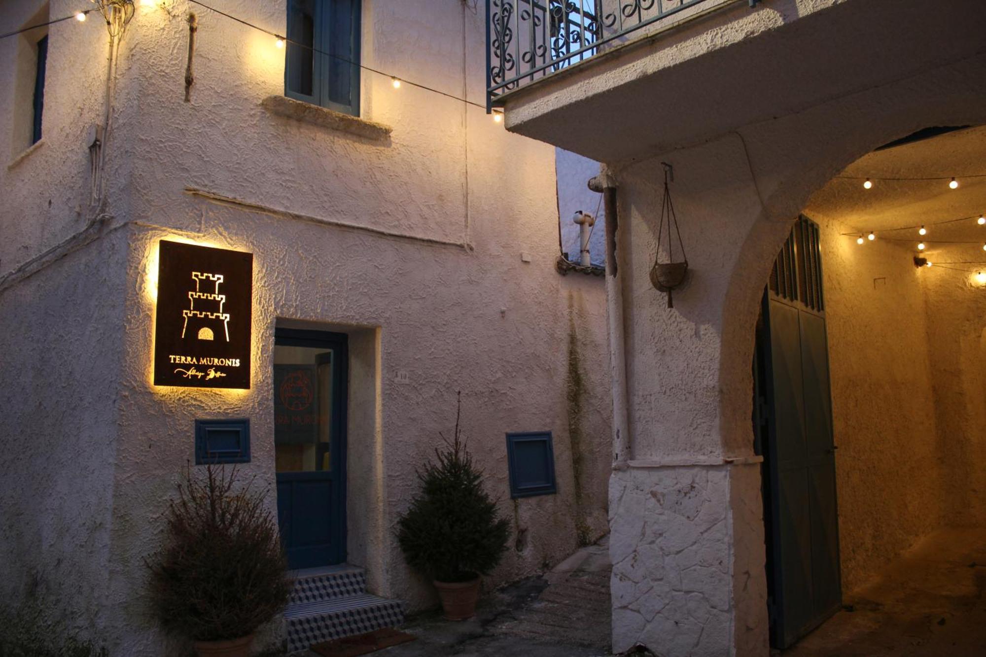 Terra Muronis Hotel Diffuso Castel Morrone Exterior foto