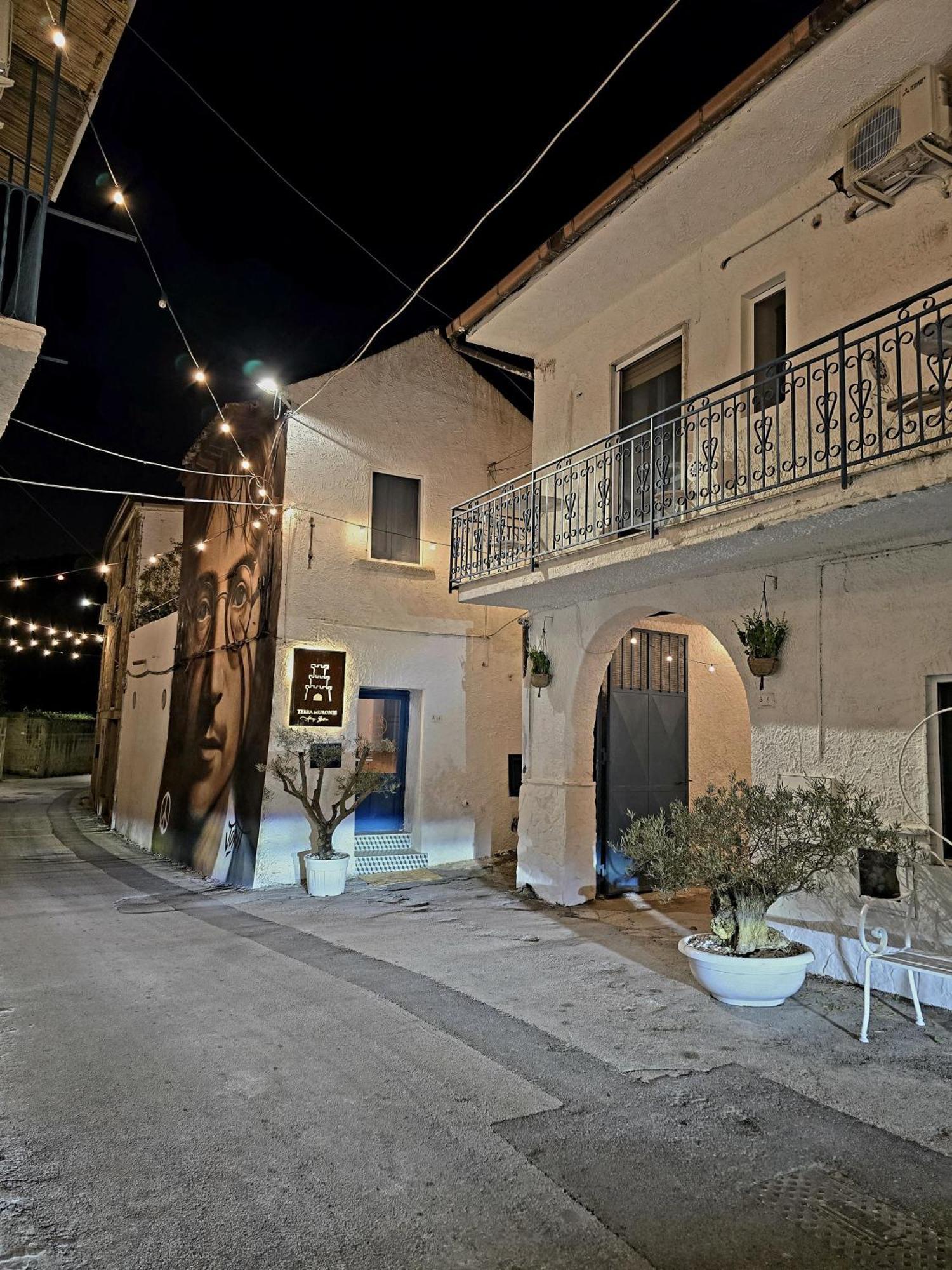 Terra Muronis Hotel Diffuso Castel Morrone Exterior foto